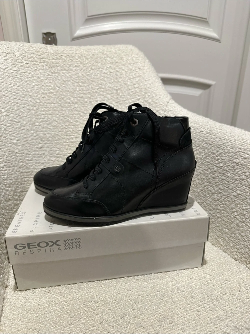 Geox Black Leather Lace-Up Wedge Ankle Boots